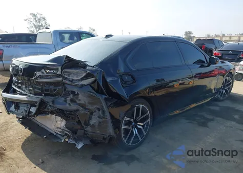 2024 BMW 740 I z USA, uszkodzony, nr VIN WBA23EH03RCR2A543